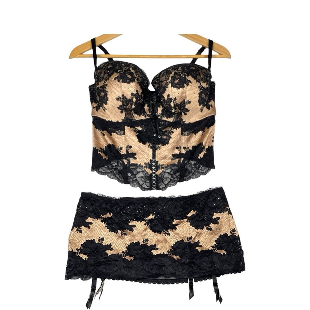 Victoria's Secret Crystal Lace Corset Bustier 36D + Garter Mini Skirt Large NEW